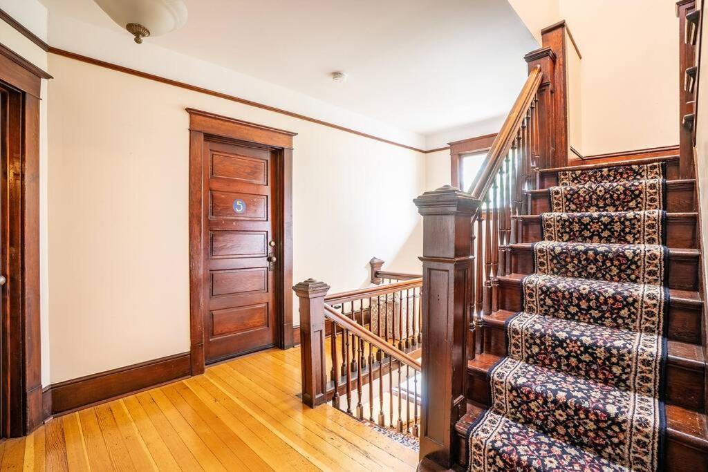 Charming 1Bd Suite In Capitol Hill - Foxglove Inn Seattle Buitenkant foto