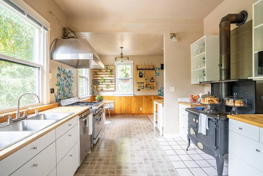 Charming 1Bd Suite In Capitol Hill - Foxglove Inn Seattle Buitenkant foto
