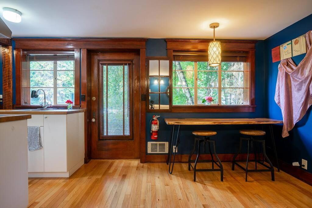 Charming 1Bd Suite In Capitol Hill - Foxglove Inn Seattle Buitenkant foto