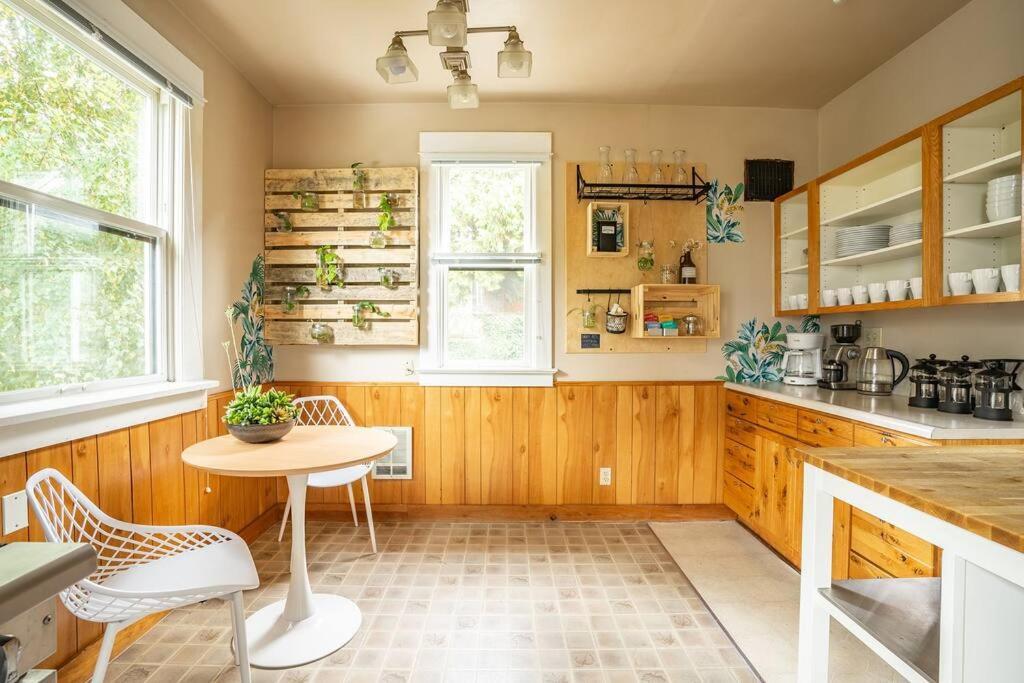 Charming 1Bd Suite In Capitol Hill - Foxglove Inn Seattle Buitenkant foto